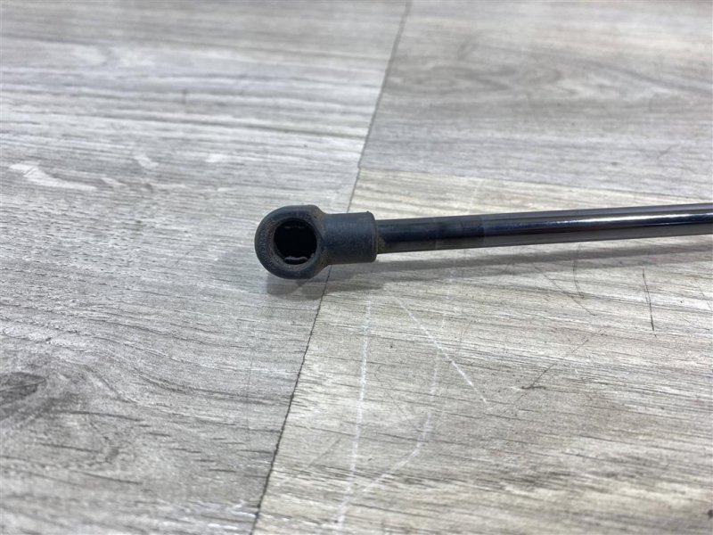 Амортизатор крышки багажника, 750 рублей, Севастополь