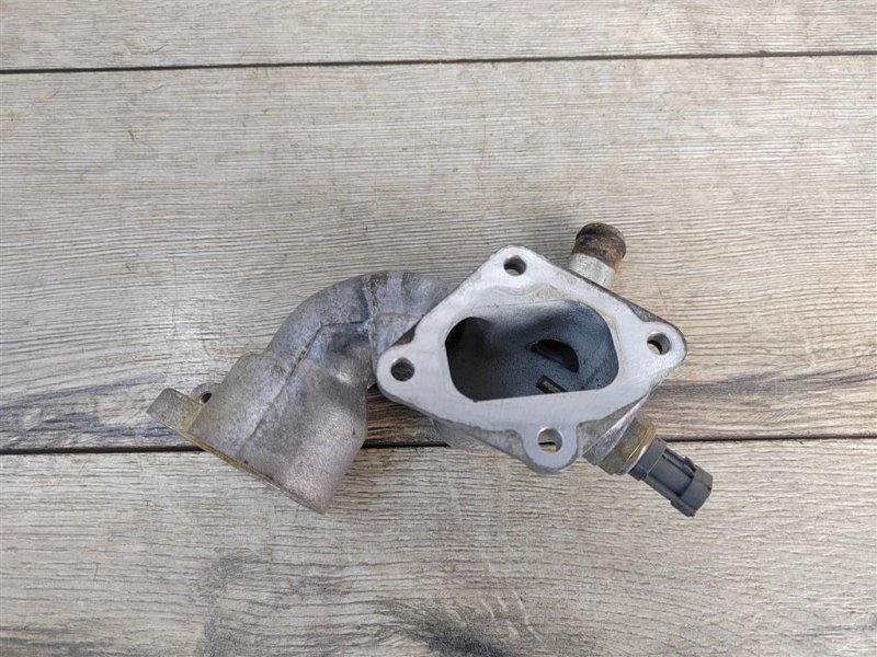 Фланец системы охлаждения, 400 рублей, Москва