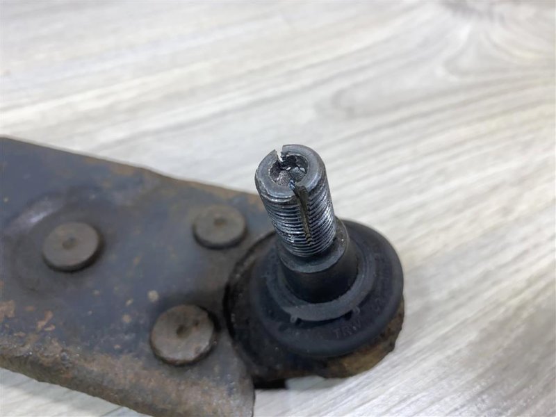 Рычаг передний нижний, 1800 рублей, Севастополь