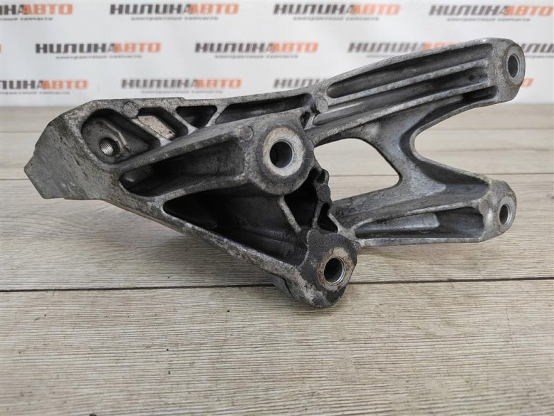 Кронштейн двигателя, 500 рублей, Москва