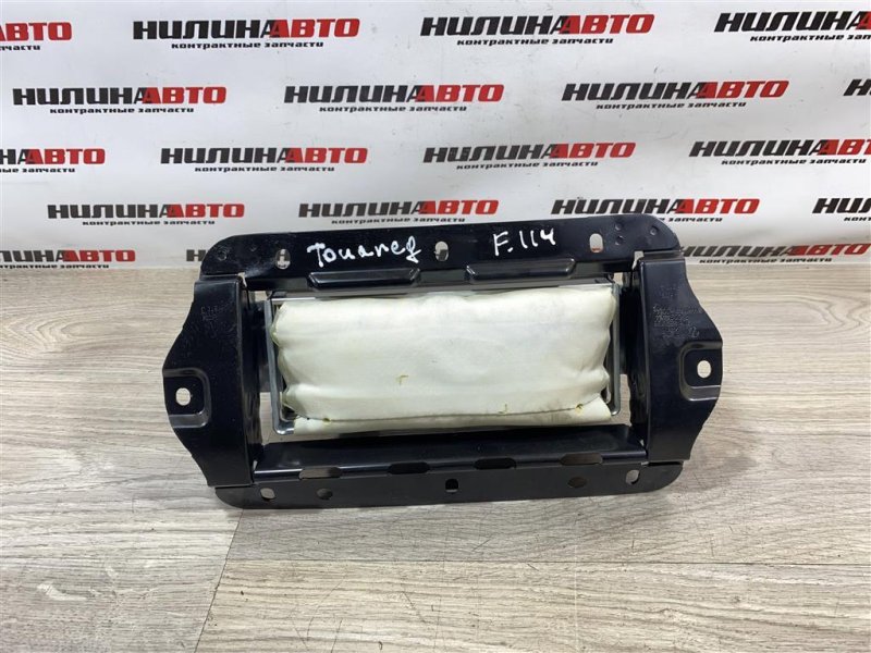 Подушка безопасности в торпедо, 2000 рублей, Севастополь