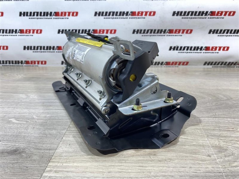 Подушка безопасности в торпедо, 2000 рублей, Севастополь