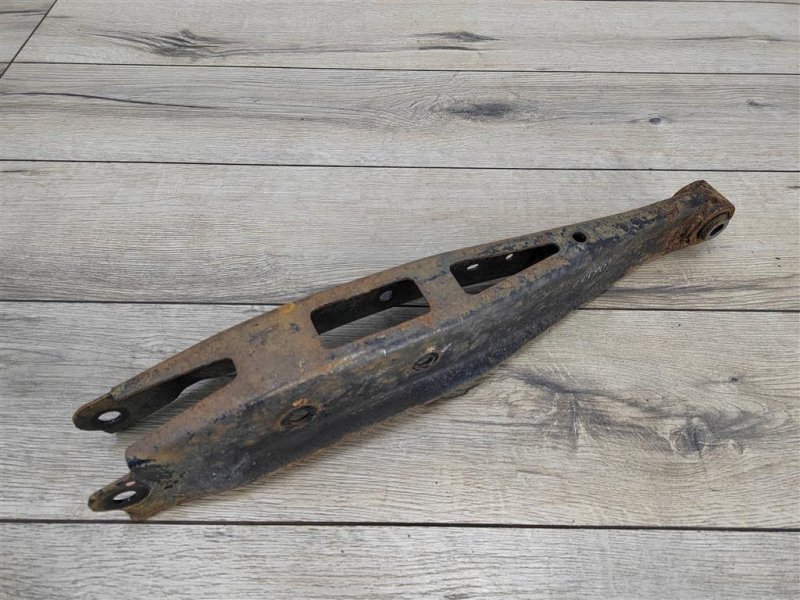 Рычаг продольный, 500 рублей, Москва