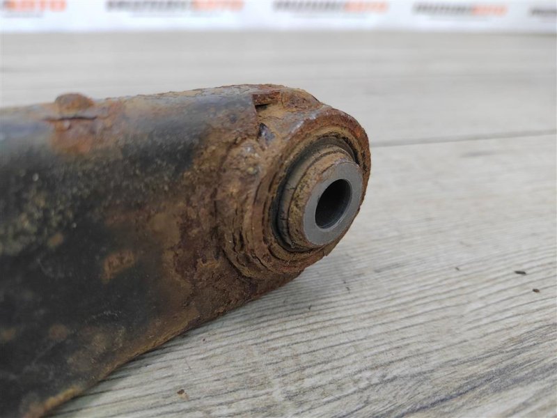 Рычаг продольный, 500 рублей, Москва