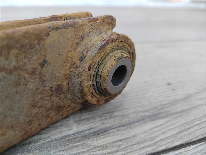 Рычаг продольный, 500 рублей, Москва