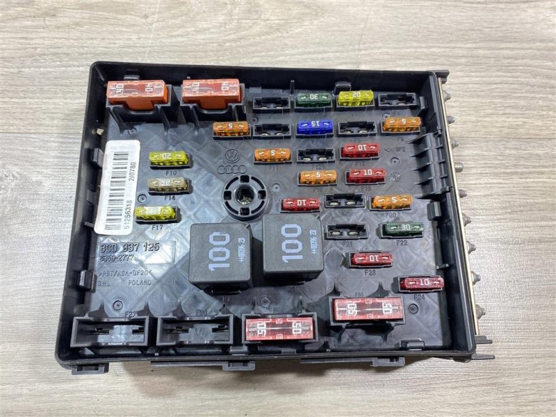 Блок предохранителей под капот, 1000 рублей, Севастополь