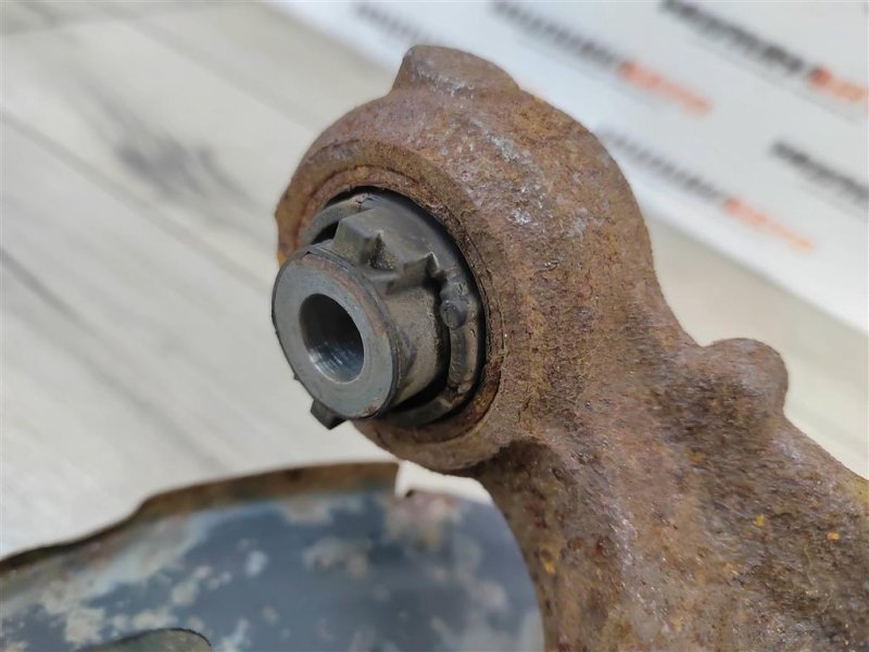 Кулак задний, 3000 рублей, Москва