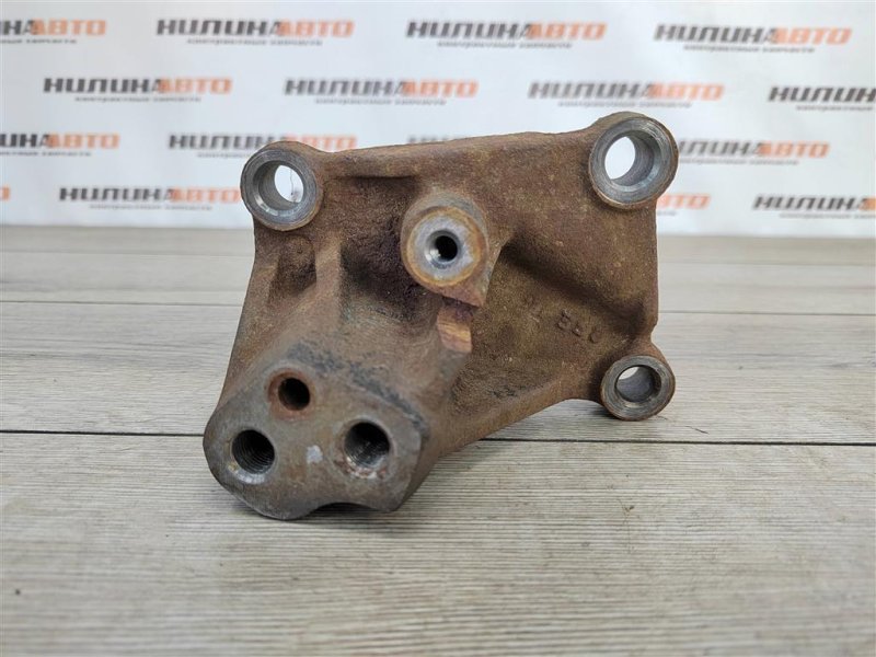 Кронштейн КПП, 1000 рублей, Москва