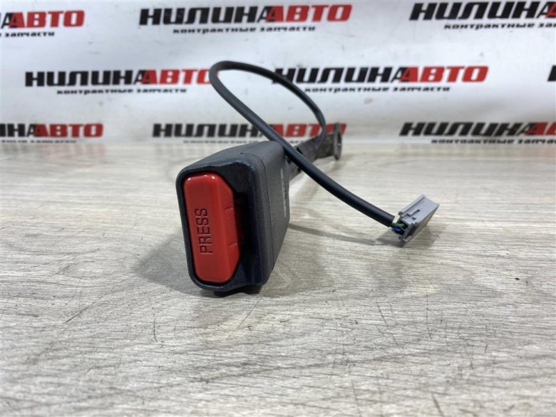 Замок ремня безопасности, 1000 рублей, Севастополь