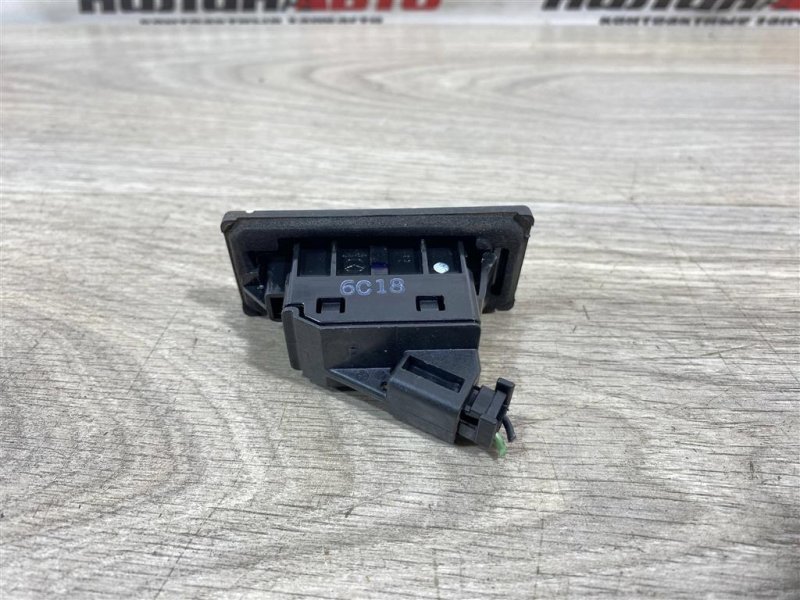 Кнопка открывания багажника, 2000 рублей, Севастополь