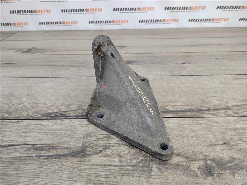 Кронштейн двигателя, 1000 рублей, Москва