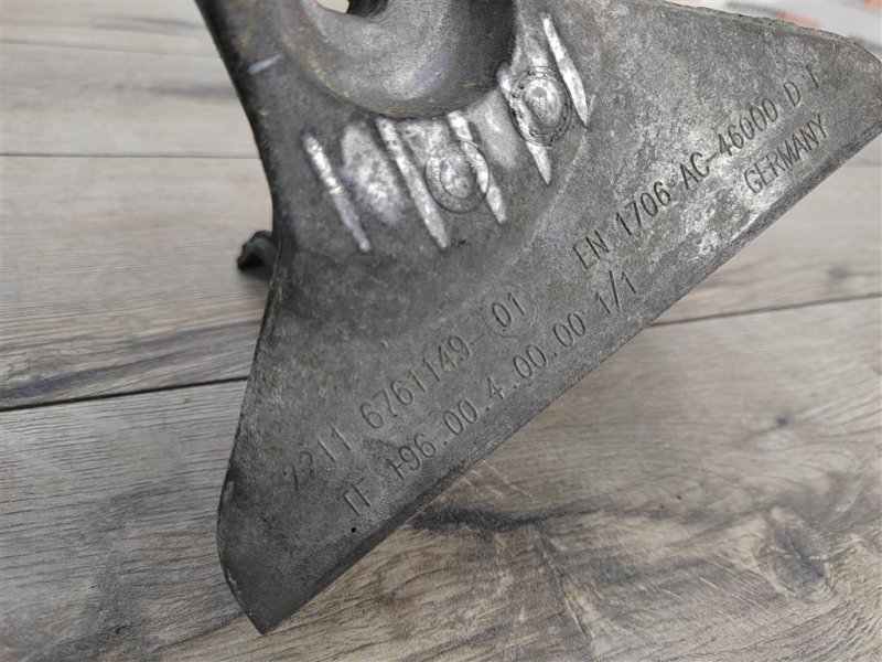 Кронштейн двигателя, 1000 рублей, Москва