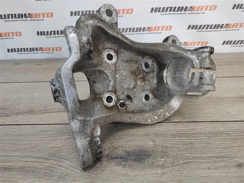 Кулак поворотный, 1100 рублей, Москва