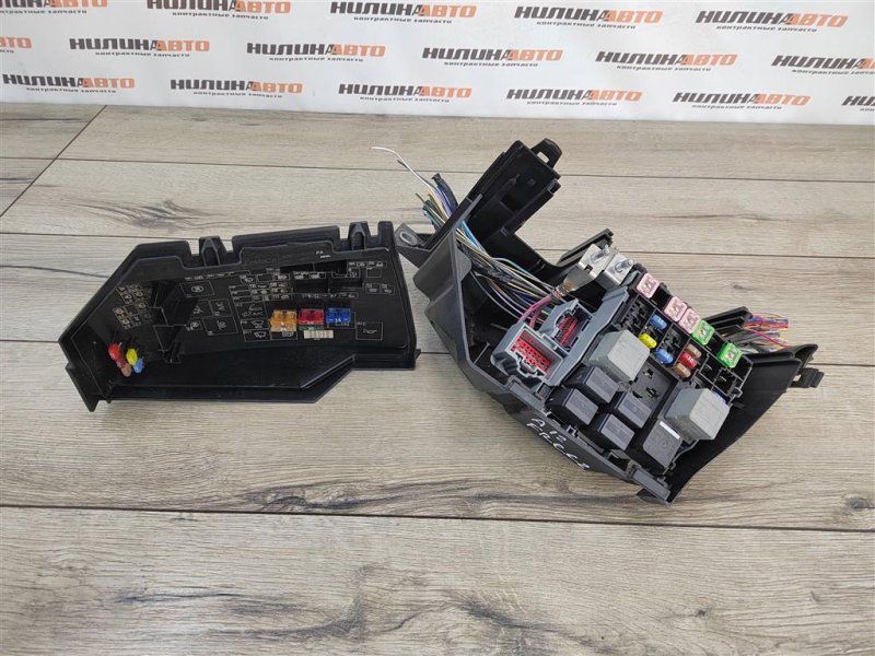 Блок предохранителей под капот, 1500 рублей, Москва