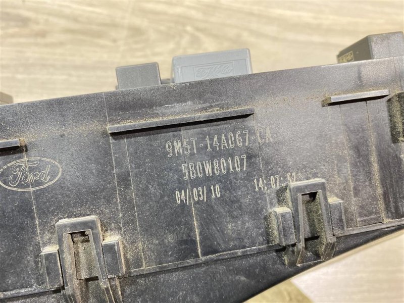 Блок предохранителей под капот, 2000 рублей, Севастополь