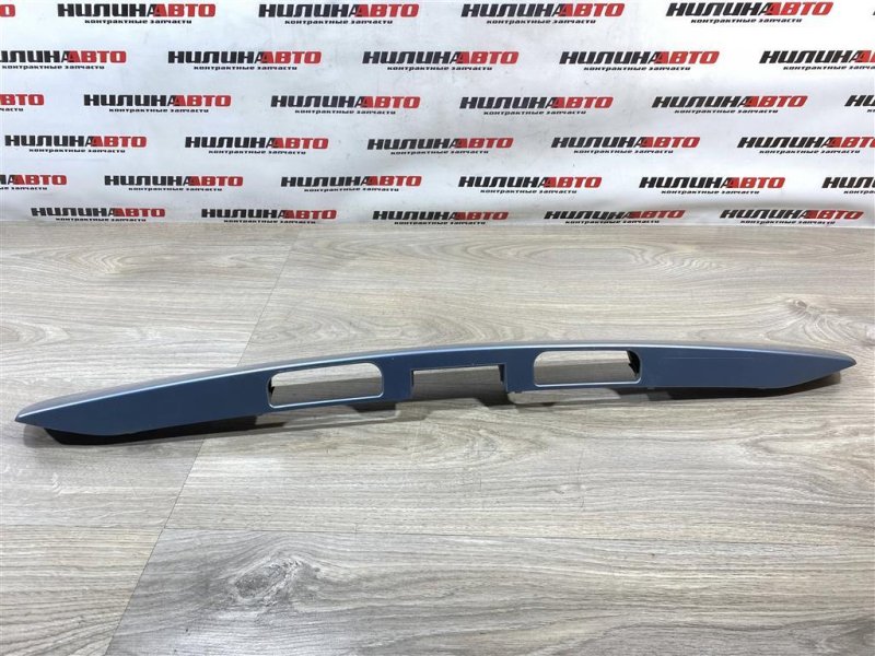 Накладка крышки багажника, 2000 рублей, Севастополь