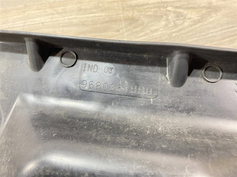 Дефлектор радиатора, 500 рублей, Севастополь