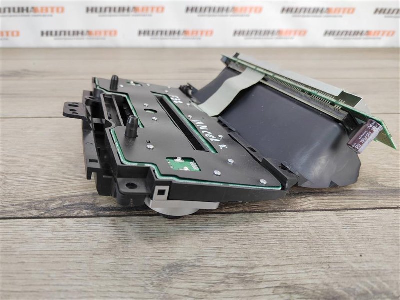 Блок управления мультимедиа, 2000 рублей, Москва