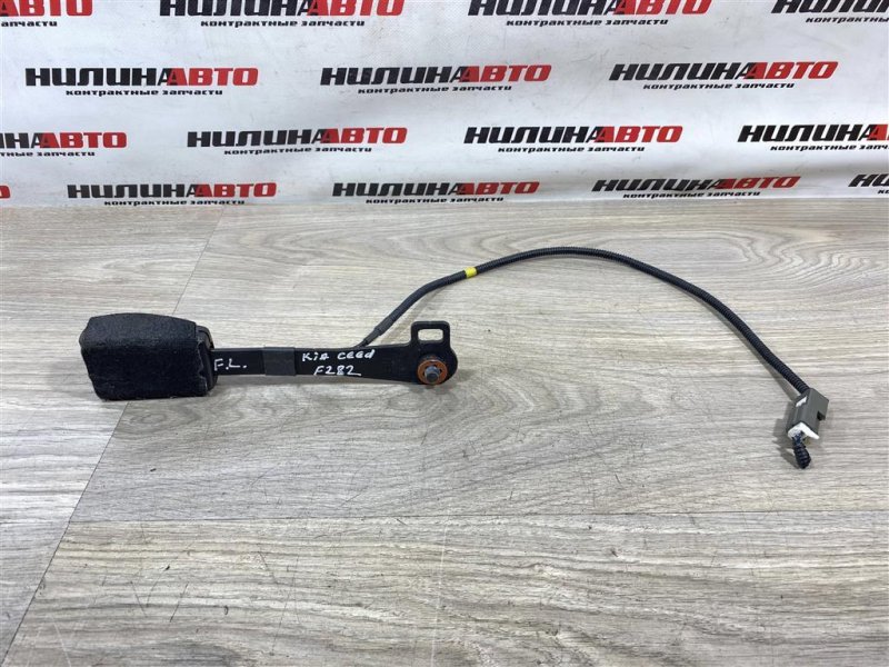 Замок ремня безопасности, 1000 рублей, Севастополь