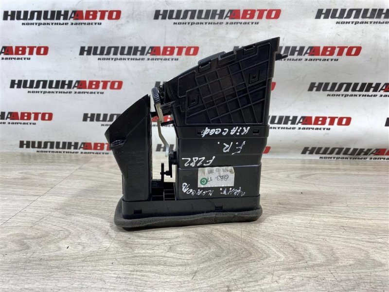 Дефлектор в торпедо центральный, 1000 рублей, Севастополь