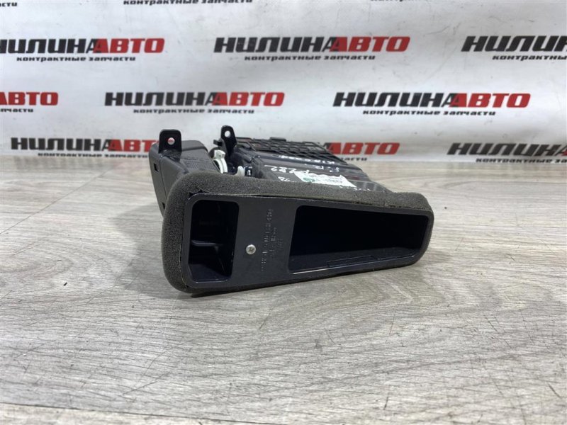 Дефлектор в торпедо центральный, 1000 рублей, Севастополь