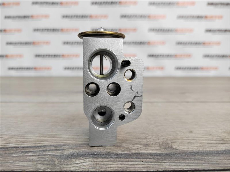 Клапан кондиционера, 500 рублей, Москва