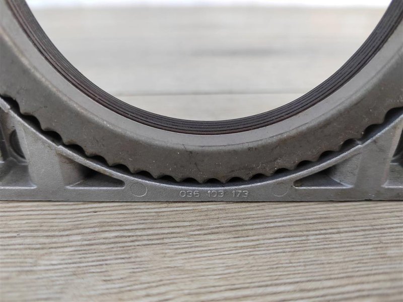 Крышка коленвала, 500 рублей, Москва