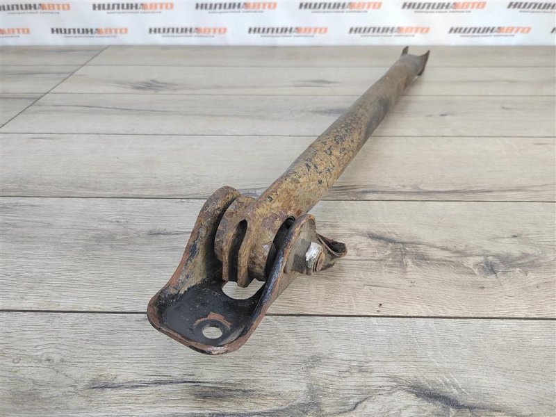 Рычаг продольный, 500 рублей, Москва