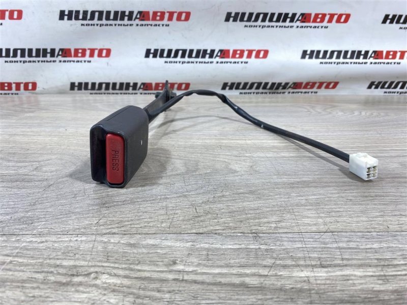 Замок ремня безопасности, 500 рублей, Севастополь