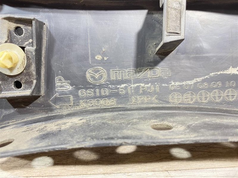 Накладка крыла, 500 рублей, Севастополь