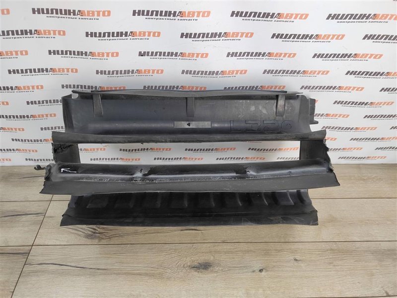 Дефлектор радиатора, 2000 рублей, Москва