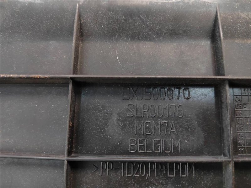 Дефлектор радиатора, 2000 рублей, Москва