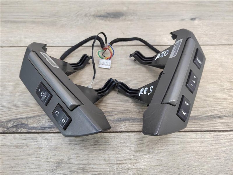 Кнопки на руль, 3000 рублей, Москва