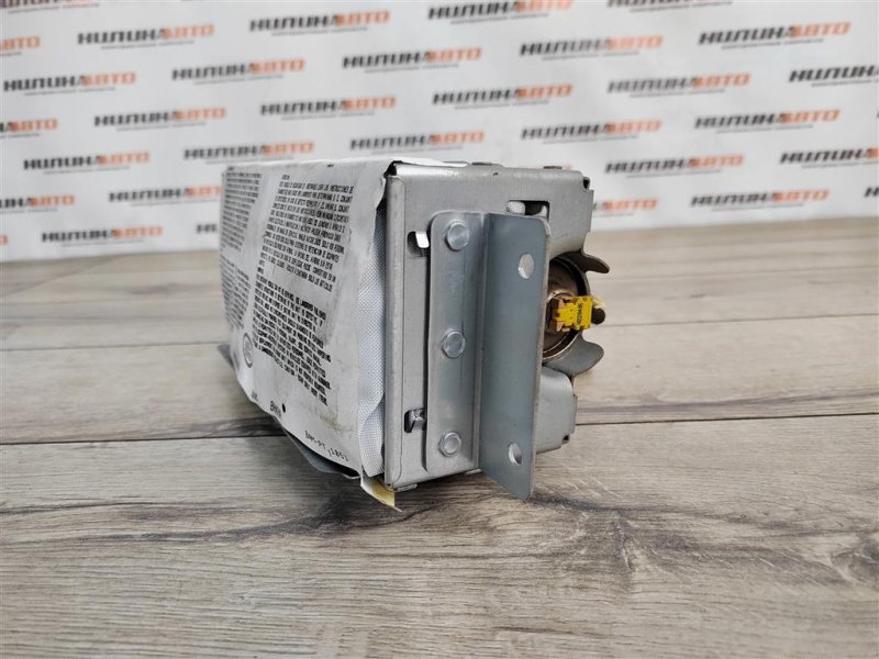 Подушка безопасности в торпедо, 2000 рублей, Москва