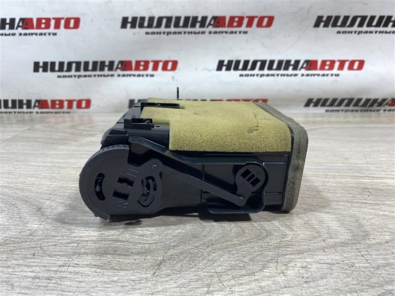 Дефлектор в торпедо центральный, 1000 рублей, Севастополь