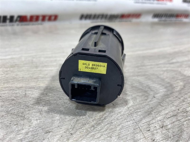 Кнопка старт-стоп, 1000 рублей, Севастополь