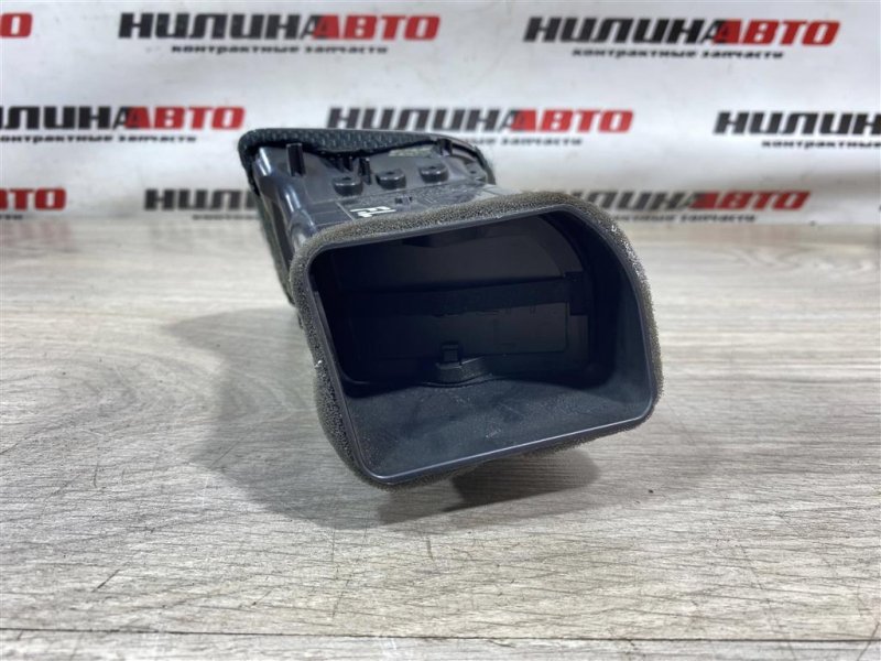 Дефлектор в торпедо, 1000 рублей, Севастополь