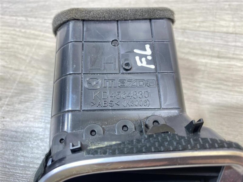 Дефлектор в торпедо, 1000 рублей, Севастополь