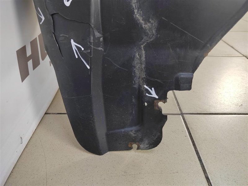 Подкрылок, 500 рублей, Москва