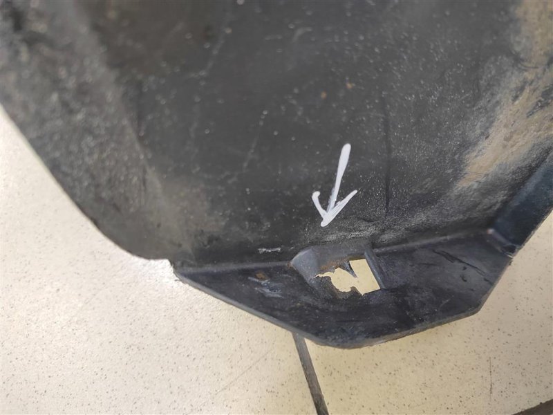 Подкрылок, 500 рублей, Москва