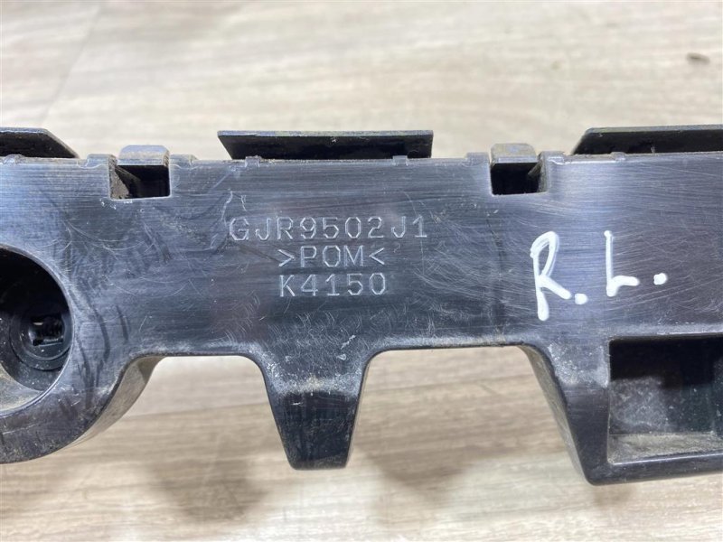 Кронштейн бампера, 1000 рублей, Севастополь