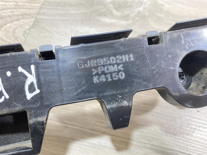 Кронштейн бампера, 1000 рублей, Севастополь