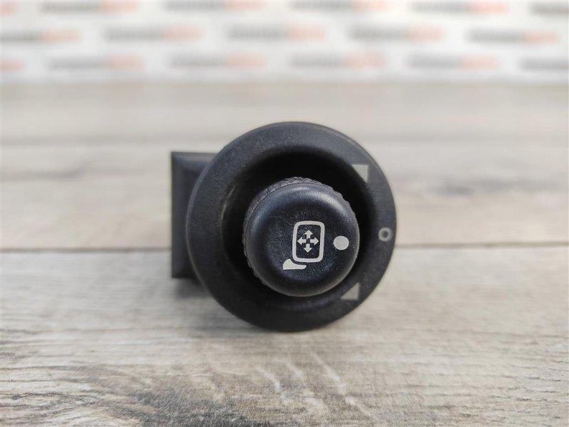 Блок управления зеркалами, 500 рублей, Москва