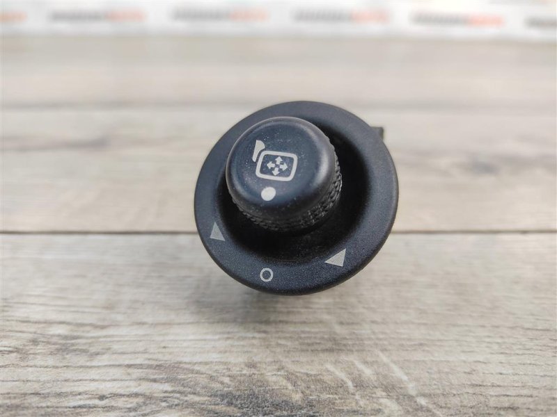 Блок управления зеркалами, 500 рублей, Москва