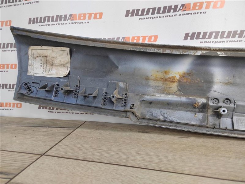 Накладка крышки багажника, 2000 рублей, Москва