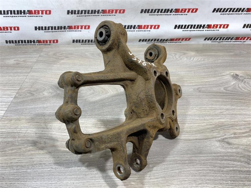 Кулак задний, 2000 рублей, Севастополь