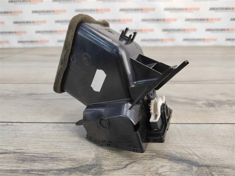 Дефлектор в торпедо, 400 рублей, Москва