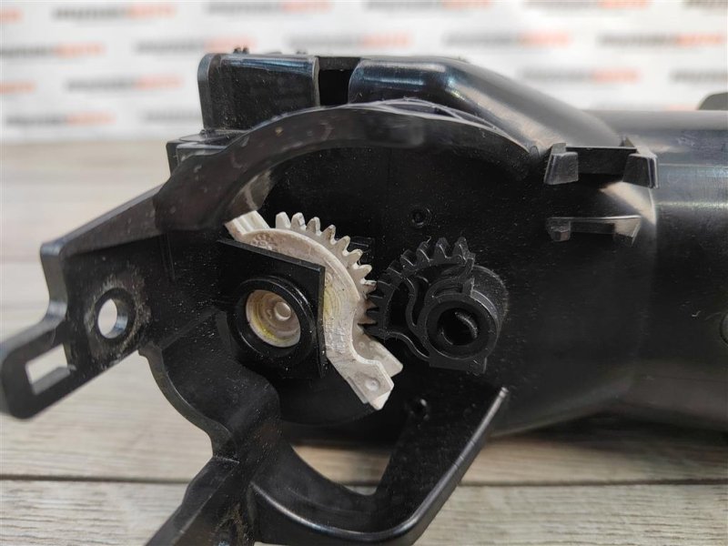 Дефлектор в торпедо центральный, 400 рублей, Москва