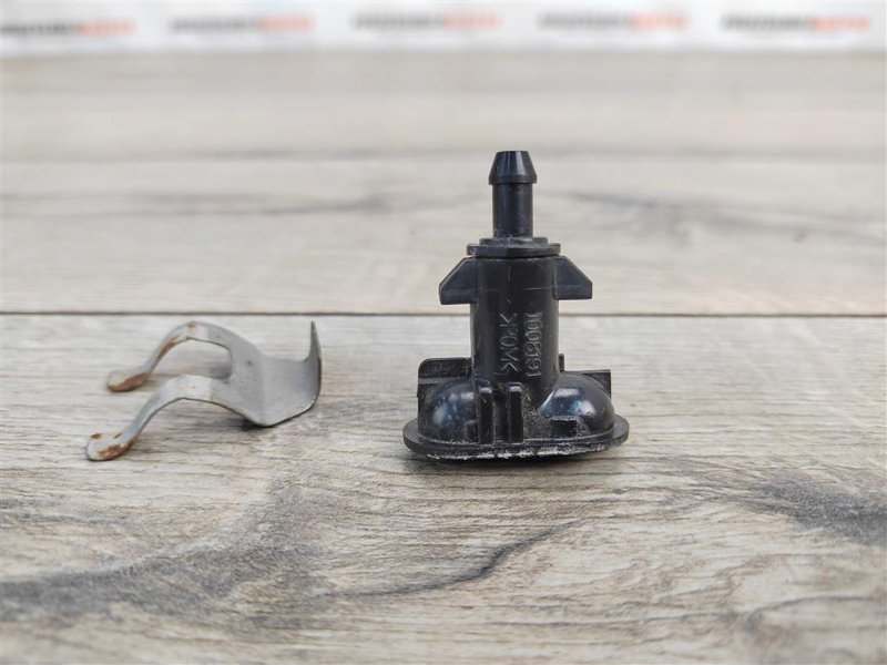 Форсунка омывателя фар, 1000 рублей, Москва