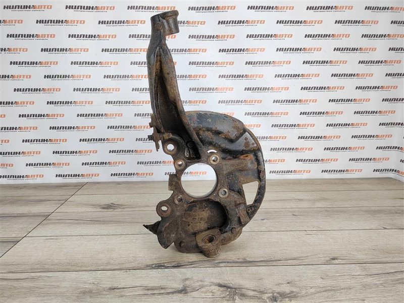 Кулак поворотный, 2000 рублей, Москва